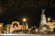 LA BOURSE AUX GRAINS