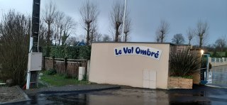CAMPING LE VAL OMBRE **