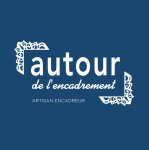 AUTOUR DE L'ENCADREMENT
