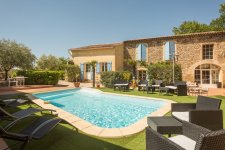 LA BASTIDE DE SAINT BACH