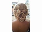 SARAH JAMES HAIRSTYLE