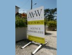 M & W ASSOCIES