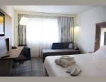 NOVOTEL FONTAINEBLEAU URY