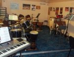 Photo ÉCOLE DE MUSIQUE DE BATTERIE,DJEMBÉ,PERCUSSIONS,CLAVIERS THIERRY - SOURSAS  LE MANS
