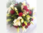 Photo ROOTS AND FLOWERS BY SECRET GARDEN