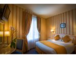 HOTEL LOUVRE SAINTE ANNE